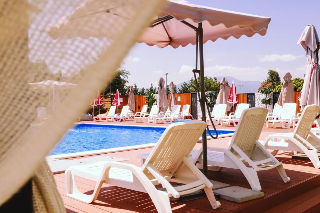 Nafron Hotel Prizren Exterior photo