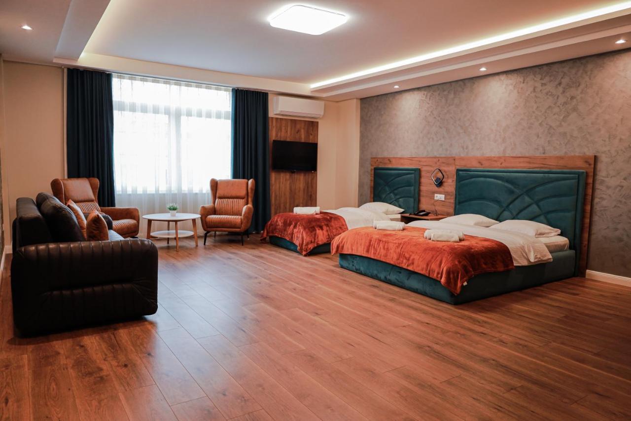 Nafron Hotel Prizren Exterior photo
